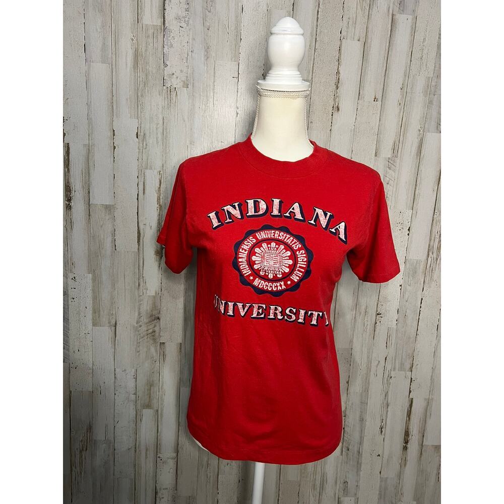 Vintage Indiana University‎ Women's Red Graphic T-Shirt Size Medium 1980s